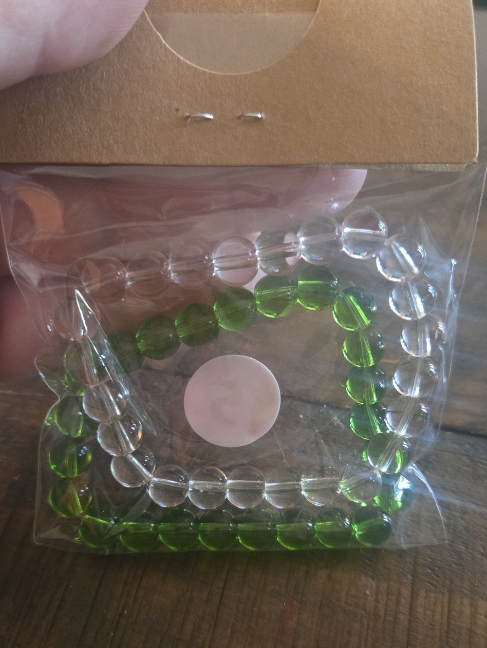 2 Bracelets